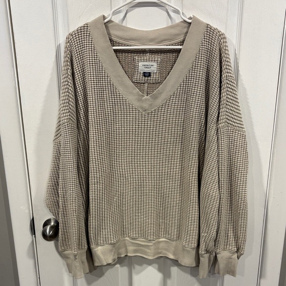 American Eagle Outfitters Tops - American Eagle Outfitters Beige V-Neck Waffle Long Sleeve Size Large